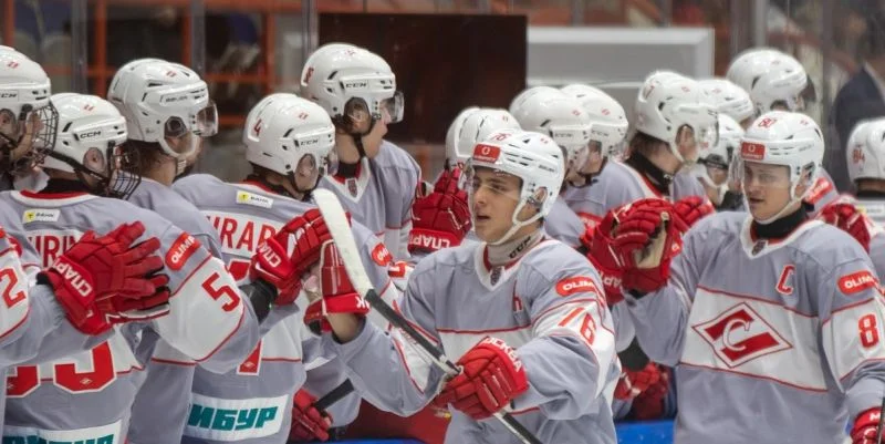 Тайфун - МХК Спартак