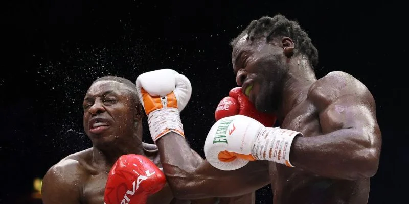 Джошуа Буатси - Уилли Хатчинсон Джошуа Буатси - Уилли Хатчинсон