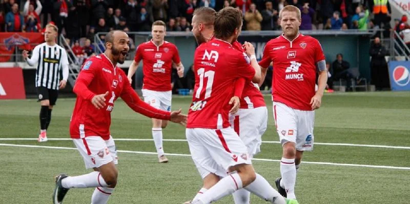 Валюр - Стярнан