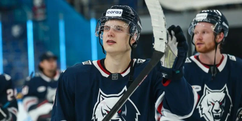 Лада - Нефтехимик