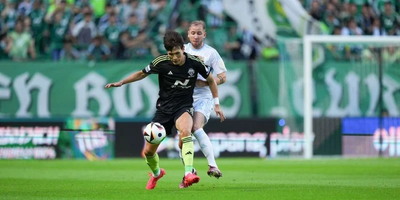 Чонбук - Чеджу Юнайтед Чонбук - Чеджу Юнайтед