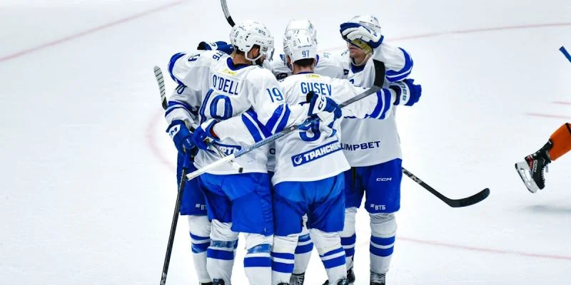 Динамо М - Нефтехимик Динамо М - Нефтехимик