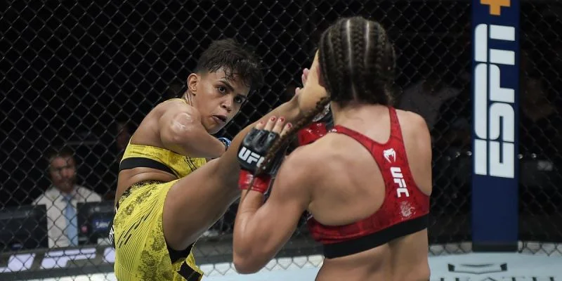 Марина Родригес - Ясмин Лусиндо Марина Родригес - Ясмин Лусиндо