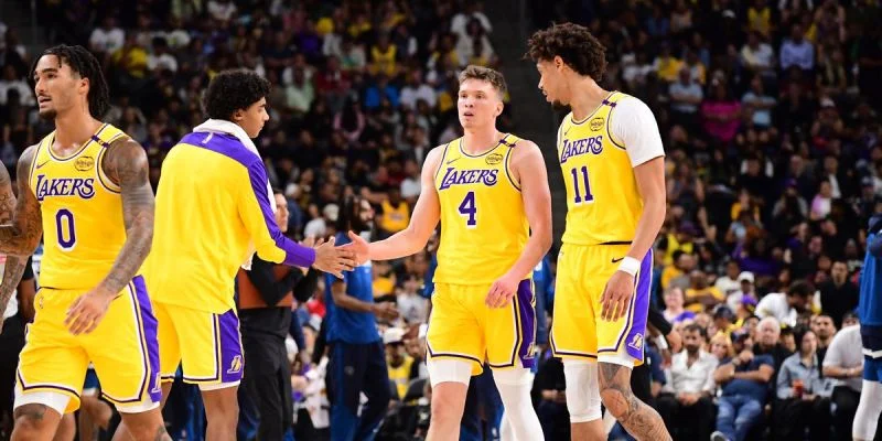 Лейкерс - Финикс