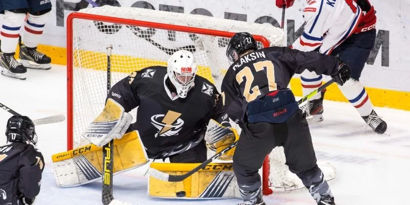 Тайфун - Крылья Советов