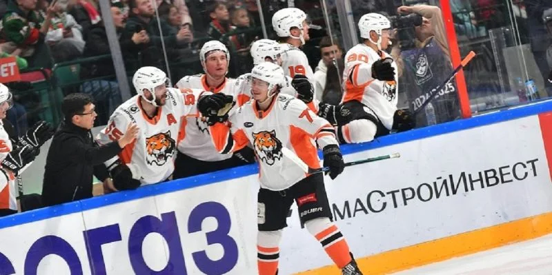 Амур - Спартак Амур - Спартак