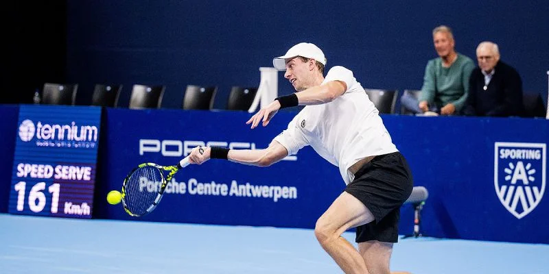 Ботик Ван де Зандшульп - Александр Бублик Ботик Ван де Зандшульп - Александр Бублик