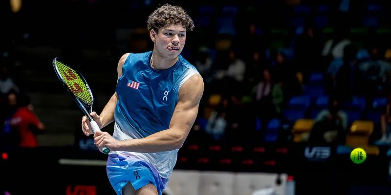 Томас Этчеверри - Бен Шелтон