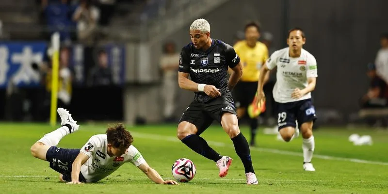 Гамба Осака - Нагоя