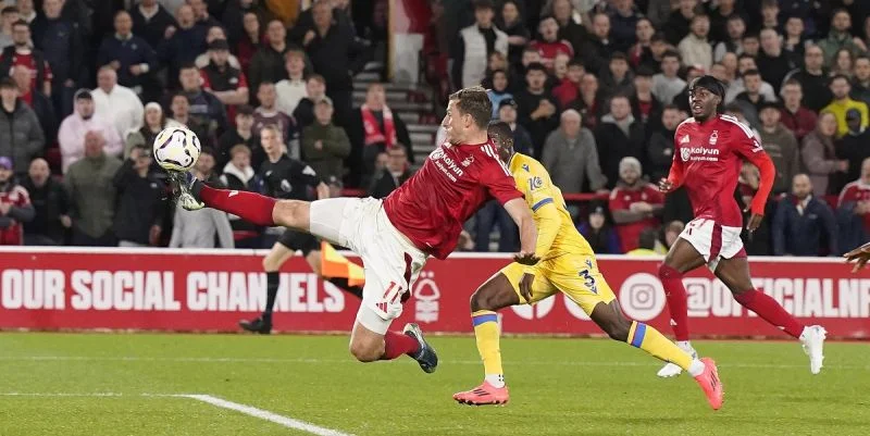 Лестер - Ноттингем Форест Лестер - Ноттингем Форест