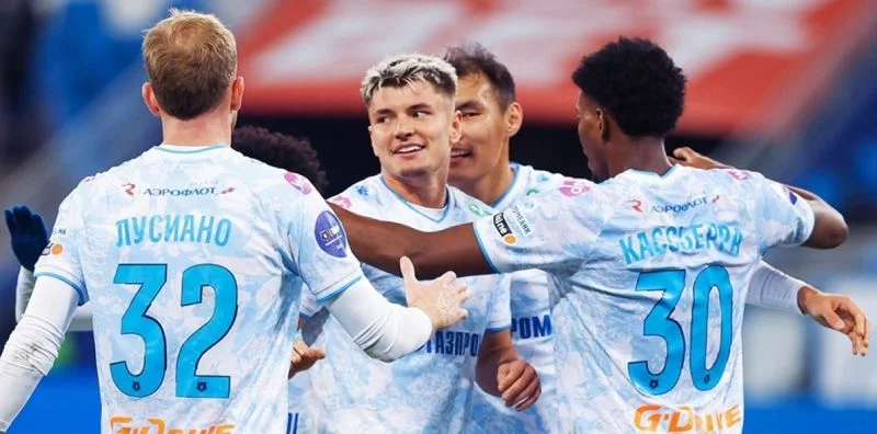 Зенит - Локомотив Зенит - Локомотив