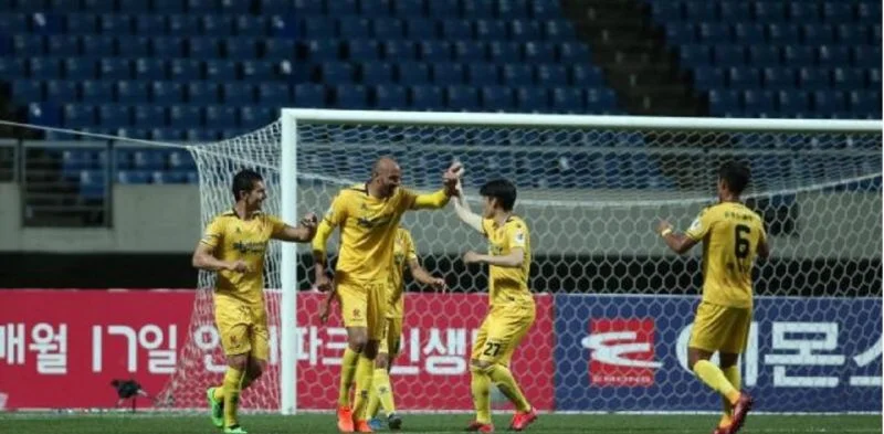 Кобе - Кванджу Кобе - Кванджу