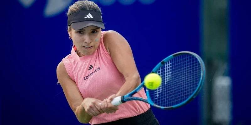 Мария-Камила Осорио Серрано - Клара Бюрель