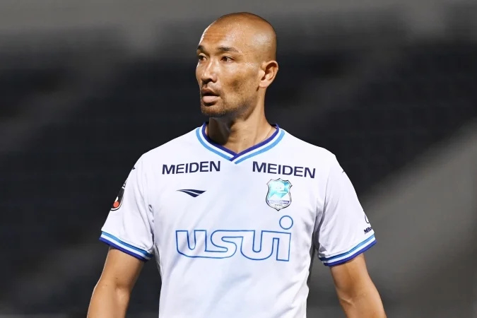 Фукусима Юнайтед - Азул Кларо Нумазу Фукусима Юнайтед - Азул Кларо Нумазу