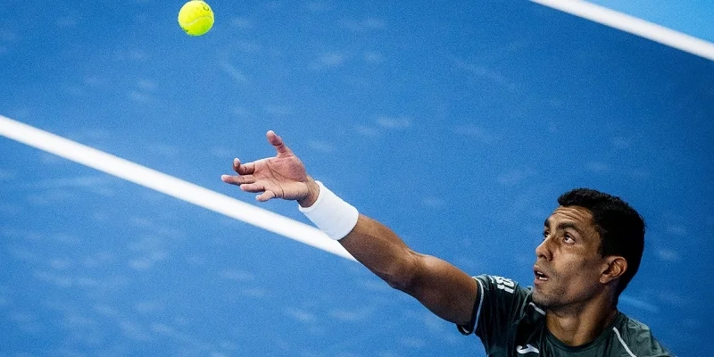 Хади Хабиб - Тиаго Монтейро Хади Хабиб - Тиаго Монтейро