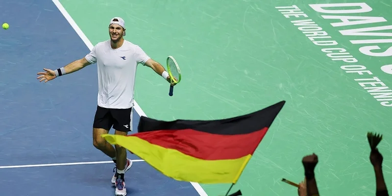 Ян-Леннард Штруфф - Таллон Грикспур Ян-Леннард Штруфф - Таллон Грикспур