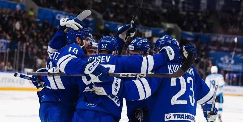 Динамо М - Локомотив Динамо М - Локомотив