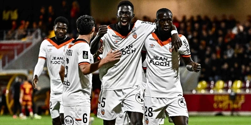 Лаваль - Лорьян Лаваль - Лорьян