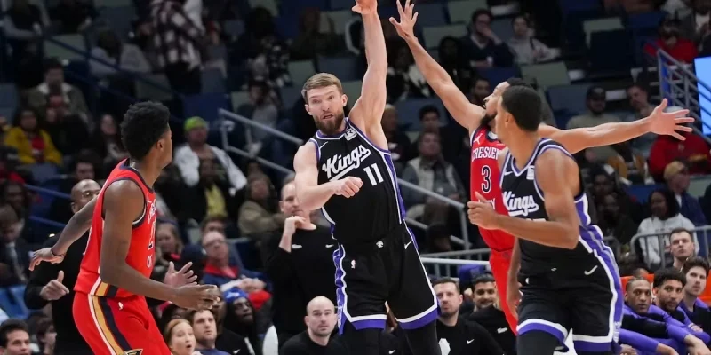 Голден Стэйт - Сакраменто Голден Стэйт - Сакраменто