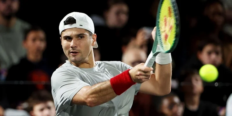 Александар Вукич - Маркос Хирон