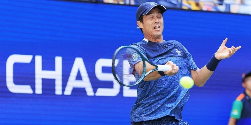 Брэндон Холт - Маккензи Макдональд