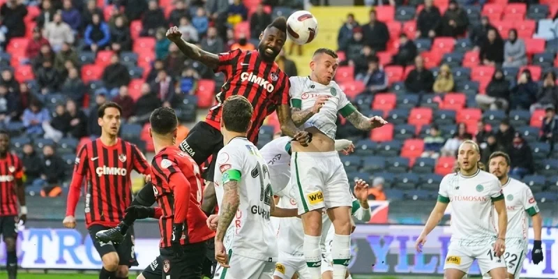 Чорум Беледиеспор - Коньяспор Чорум Беледиеспор - Коньяспор