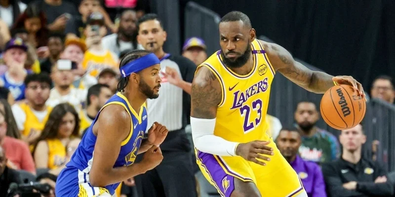 Лейкерс - Шарлотт Лейкерс - Шарлотт