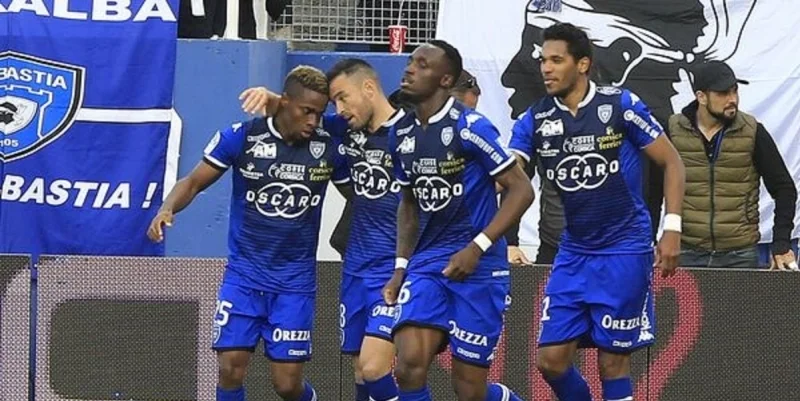 Бастия - Аяччо Бастия - Аяччо