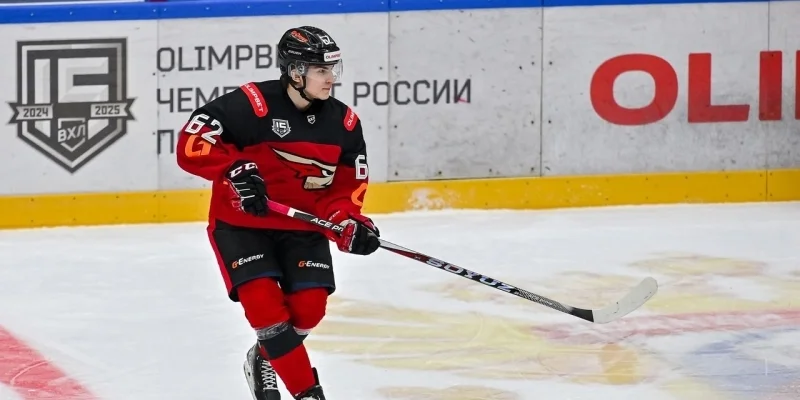 Омские Крылья - Динамо С-Пб Омские Крылья - Динамо С-Пб