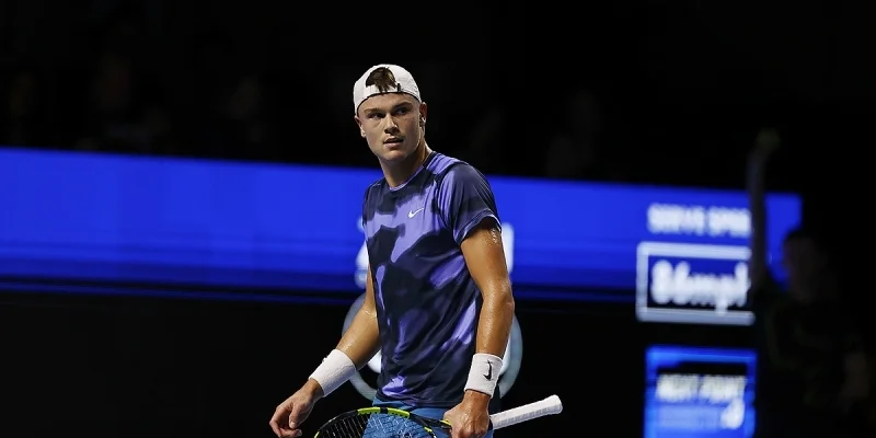 Чжичжэнь Чжан - Хольгер Руне