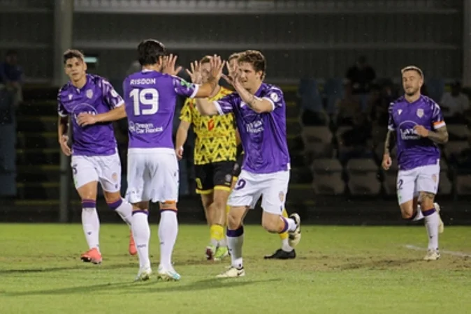 Перт Глори - Вестерн Сидней Уондерерс