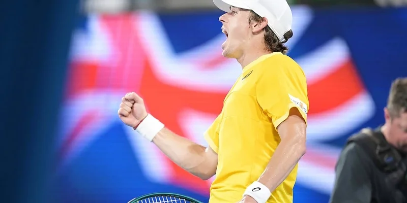 Ботик Ван де Зандшульп - Алекс Де Минаур