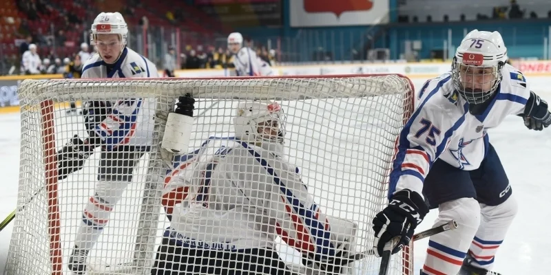 Сахалинские Акулы - АКМ-Юниор Сахалинские Акулы - АКМ-Юниор
