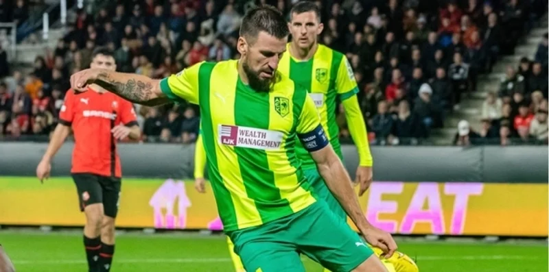 Эносис - АЕК Ларнака