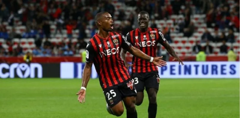 Стад Брошен - Ницца Стад Брошен - Ницца