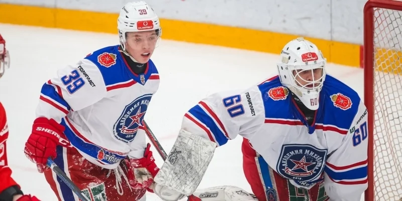 AKM - Нефтяник Ал