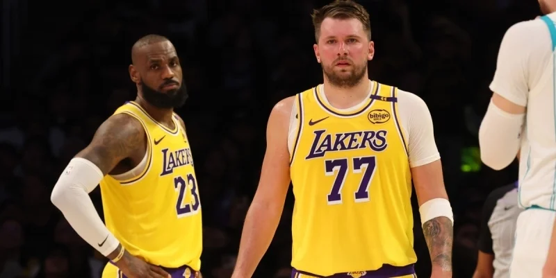 Лейкерс - Нью-Йорк Лейкерс - Нью-Йорк