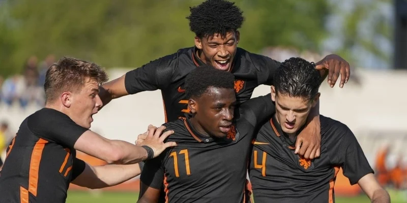 Нидерланды (до19) - Хорватия U19 Нидерланды (до19) - Хорватия U19