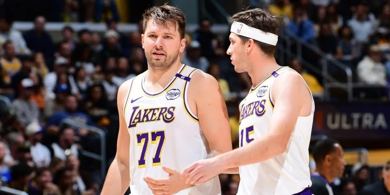 Лейкерс - Милуоки Лейкерс - Милуоки