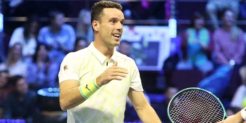 Роберто Баутиста - Якуб Меншик Роберто Баутиста - Якуб Меншик