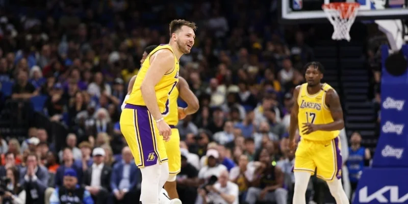 Чикаго - Лейкерс Чикаго - Лейкерс