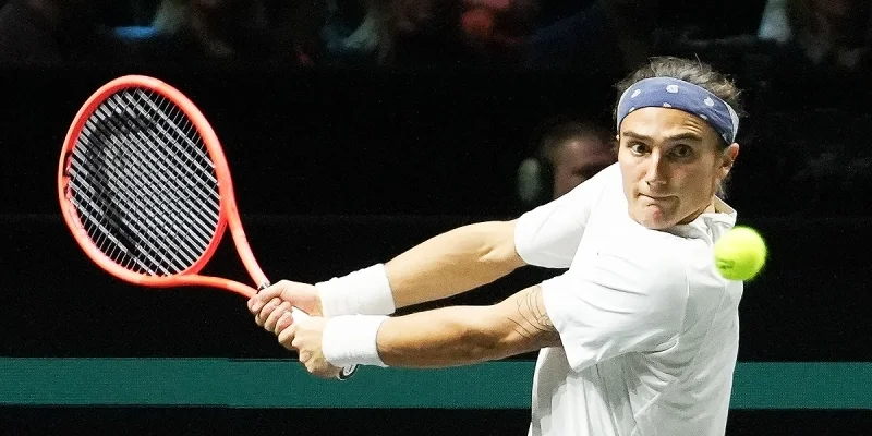 Павел Котов - Маттиа Беллуччи