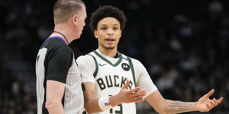 Милуоки - Финикс