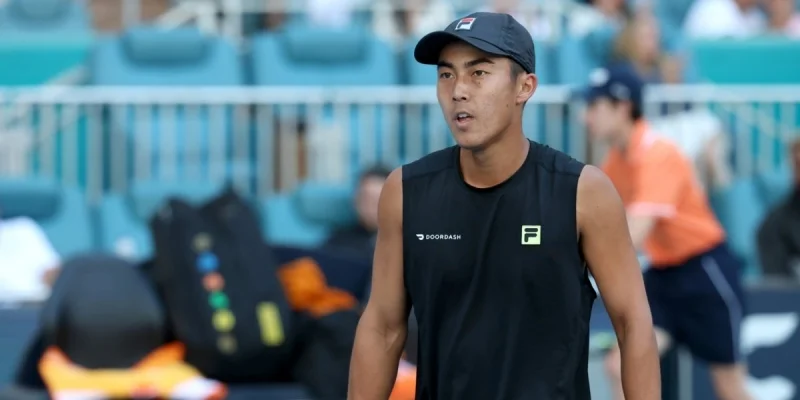 Ринки Хиджиката - Кристофер Юбэнкс Ринки Хиджиката - Кристофер Юбэнкс