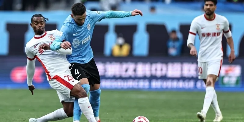 Чанчунь Ятай - Ухань Три Таунс Чанчунь Ятай - Ухань Три Таунс