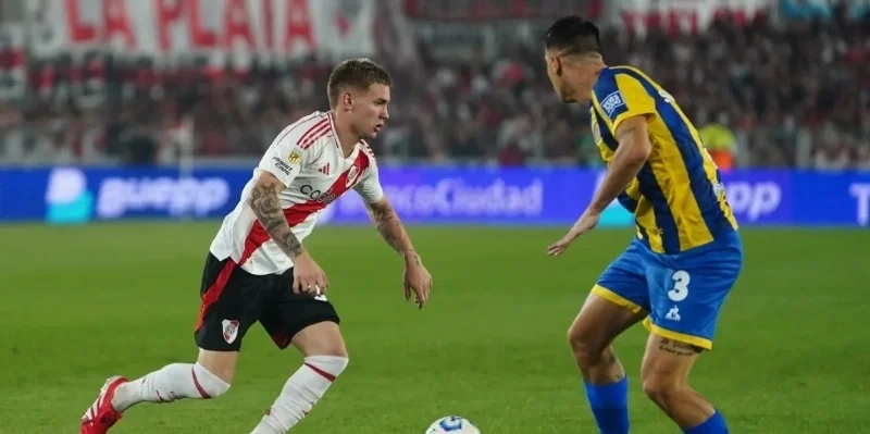 Университарио - Ривер Плейт Университарио - Ривер Плейт