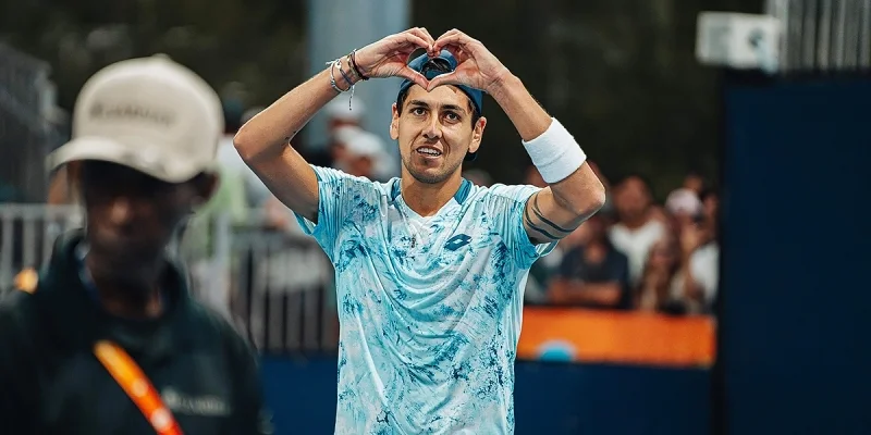 Алехандро Табило - Дженсон Бруксби Алехандро Табило - Дженсон Бруксби