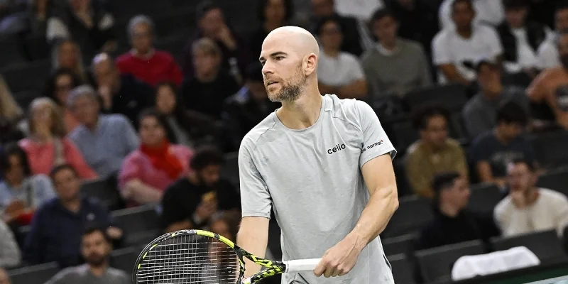 Алекс Микельсен - Адриан Маннарино