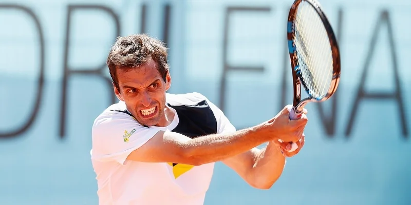 Альберт Рамос-Винолас - Бу Юнчаокете