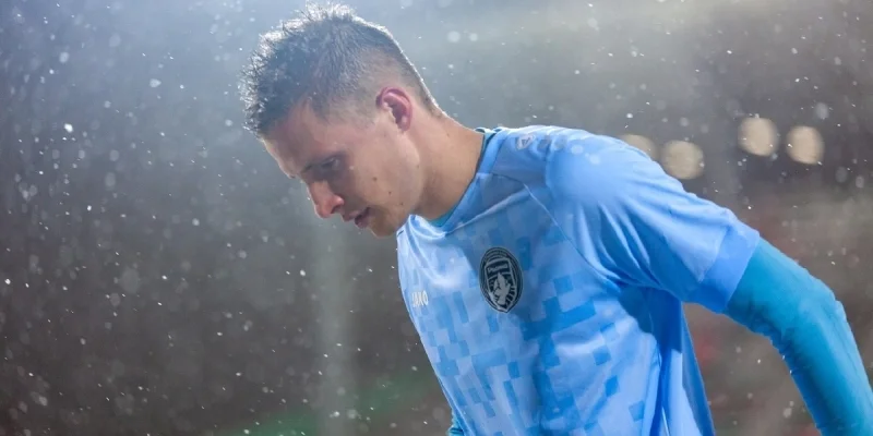 Сокол Саратов - Родина